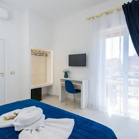 Red Queen Herculaneum 3* Ερκολάνο