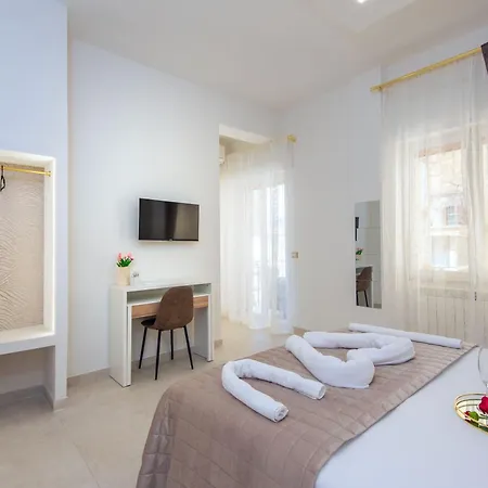 Πανσιόν Red Queen Herculaneum 3*